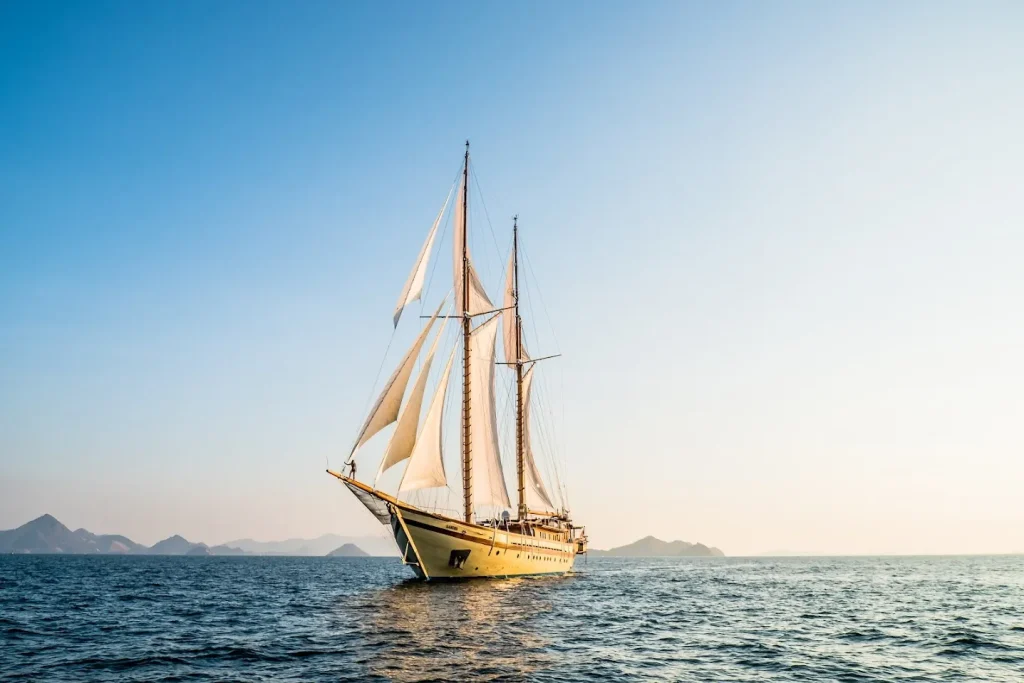 Lamima | Luxury Raja Ampat | Luxury Phinisi