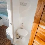 Zaviero Speedboat Toilet | Komodo Luxury