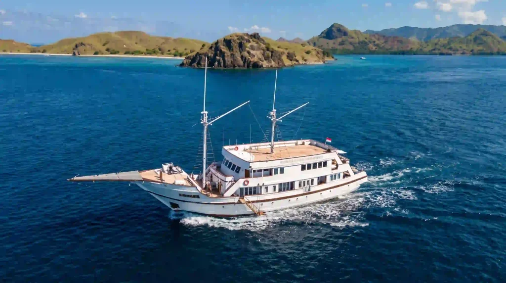 Lasha | Luxury Phinisi